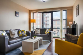 Spacious 2 Bed in City Center - FREE Secure Parking